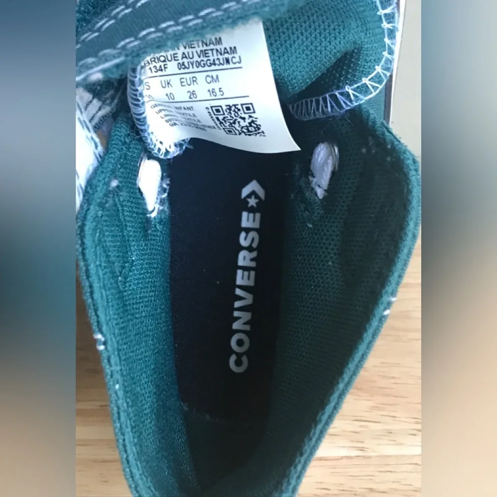 Converse All-Star Chuck Taylor High-Tops Green Size: US Toddler 10 EUR 26